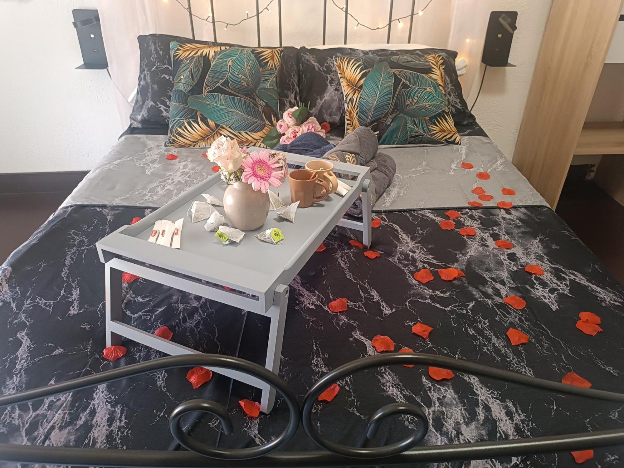 Jolie Maison De Village Capendu Ngoại thất bức ảnh